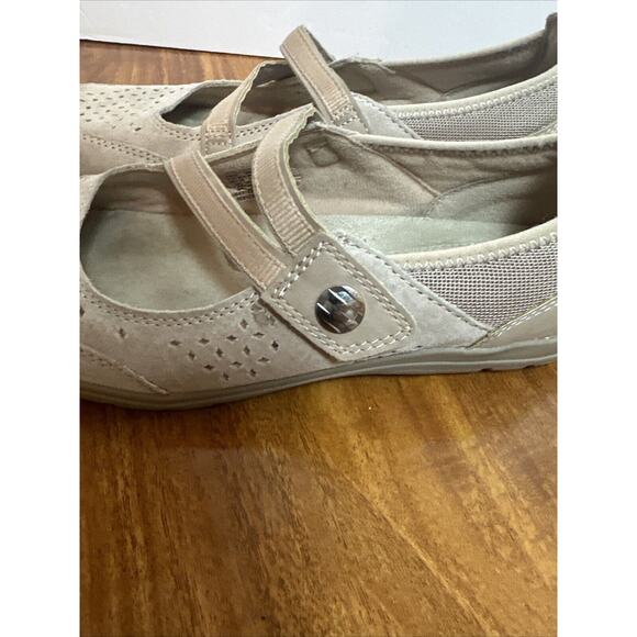 SOLD - Picture 10 of 16